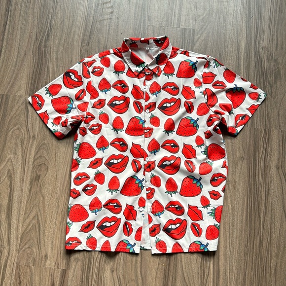 Other - Vintage button down men shirt lips and strawberries